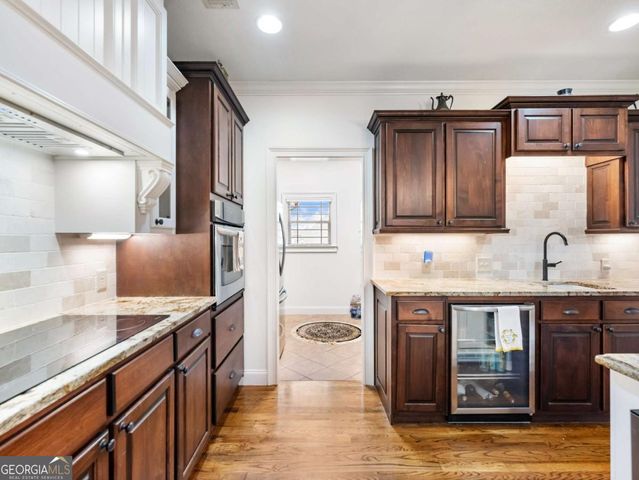 8629 Drake Drive, Lula, GA 30554