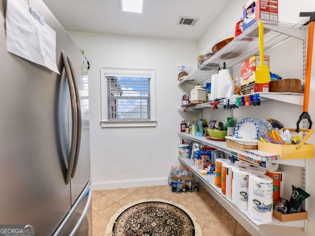 8629 Drake Drive, Lula, GA 30554