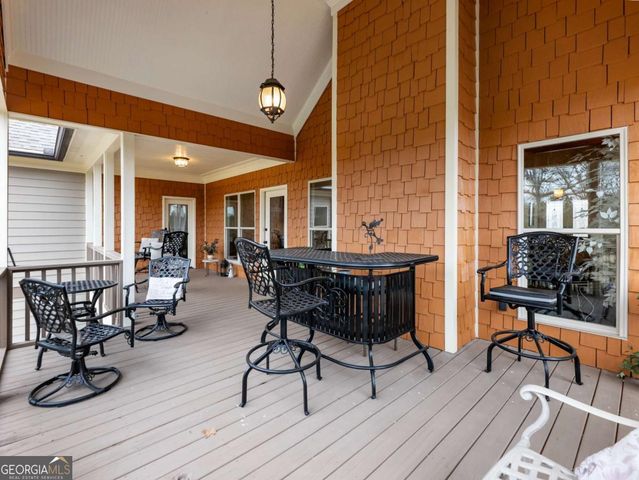 8629 Drake Drive, Lula, GA 30554