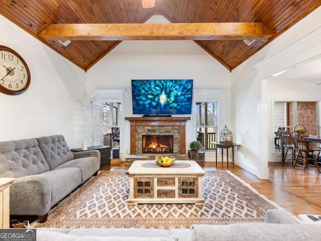 8629 Drake Drive, Lula, GA 30554