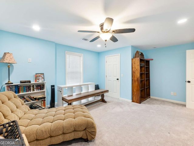 8629 Drake Drive, Lula, GA 30554