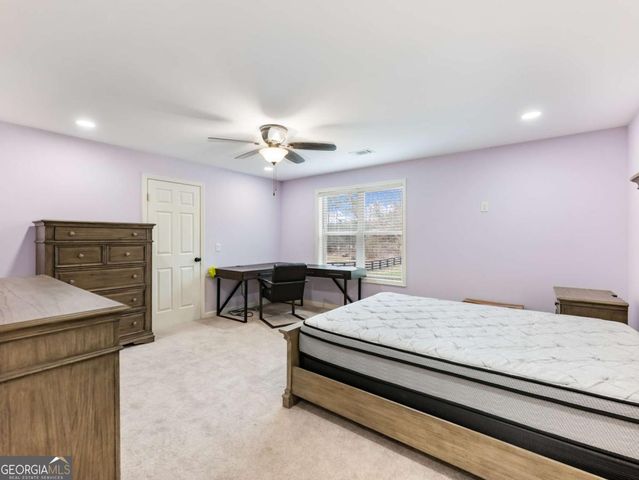 8629 Drake Drive, Lula, GA 30554