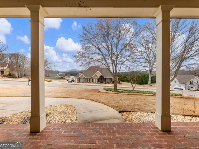 8629 Drake Drive, Lula, GA 30554