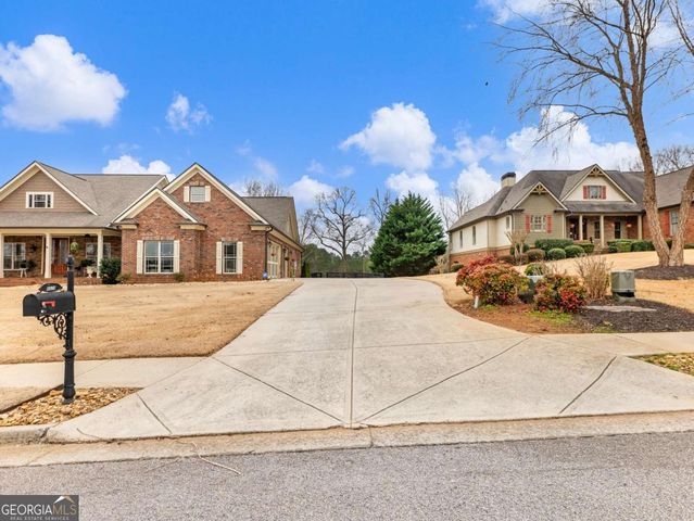 8629 Drake Drive, Lula, GA 30554