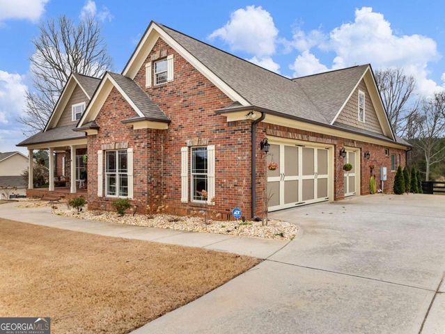 8629 Drake Drive, Lula, GA 30554