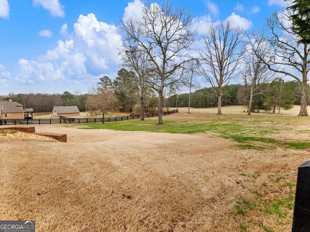 8629 Drake Drive, Lula, GA 30554