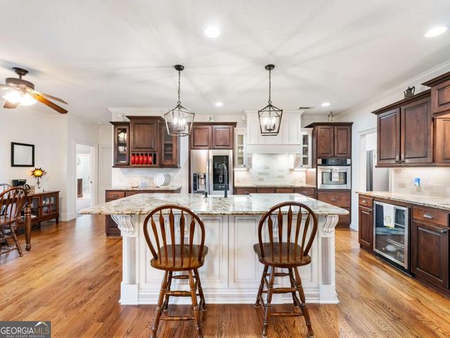 8629 Drake Drive, Lula, GA 30554