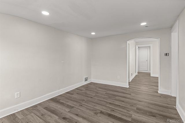 5637 Horger Street, Dearborn, MI 48126