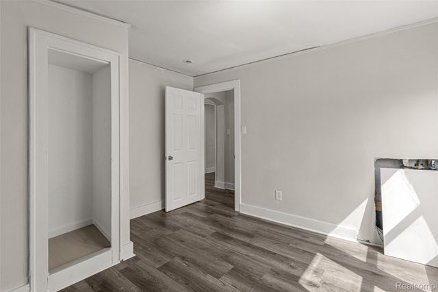 5637 Horger Street, Dearborn, MI 48126