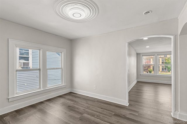 5637 Horger Street, Dearborn, MI 48126