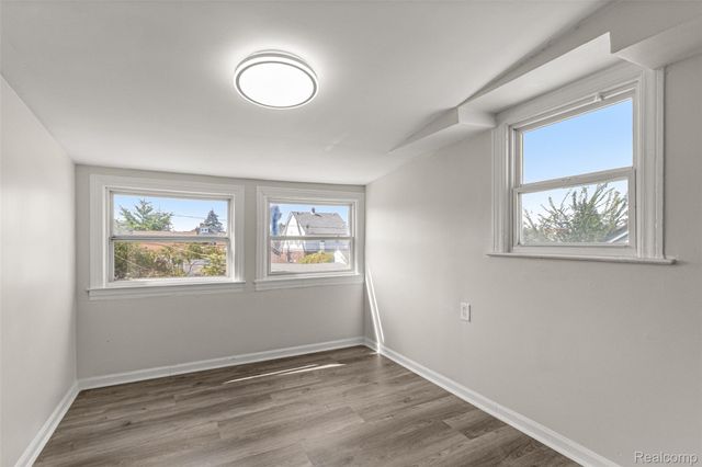 5637 Horger Street, Dearborn, MI 48126