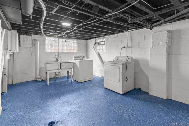 5637 Horger Street, Dearborn, MI 48126