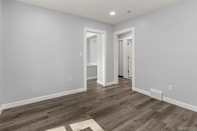 5637 Horger Street, Dearborn, MI 48126