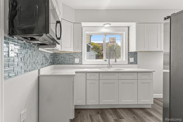 5637 Horger Street, Dearborn, MI 48126