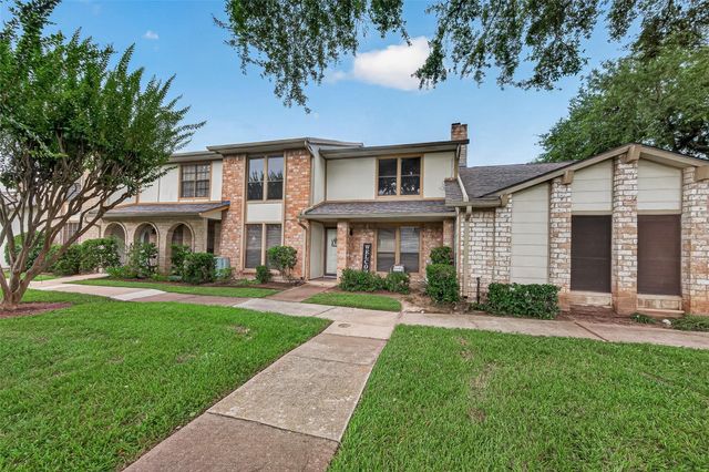 48 T Huxley Lane, Missouri City, TX 77459