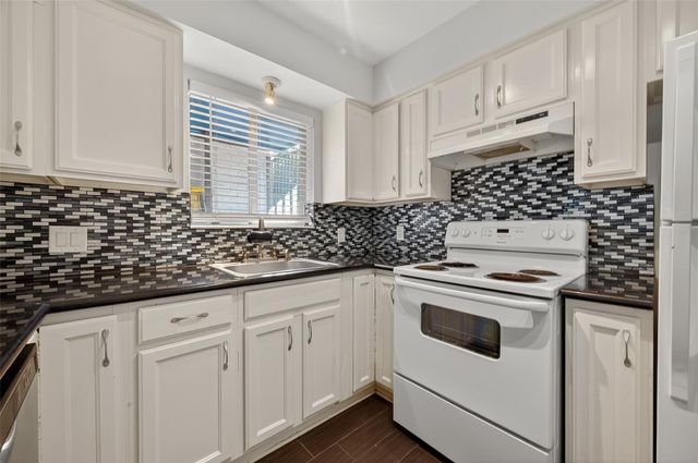 2020 Huldy Street 2, Houston, TX 77019