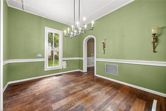 12430 McGregor BLVD, Fort Myers, FL 33919