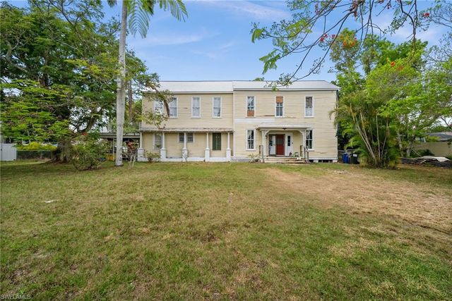 12430 McGregor BLVD, Fort Myers, FL 33919