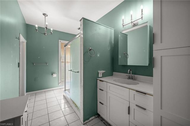 12430 McGregor BLVD, Fort Myers, FL 33919