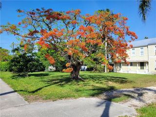 12430 McGregor BLVD, Fort Myers, FL 33919