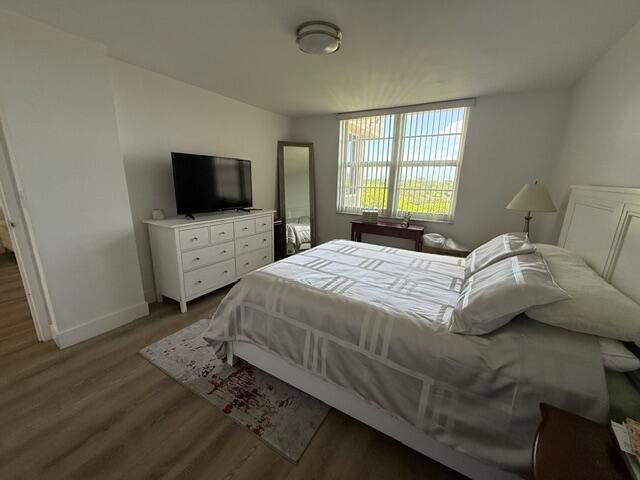 250 JACARANDA Drive 804, Plantation, FL 33324