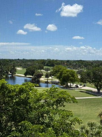 250 JACARANDA Drive 804, Plantation, FL 33324