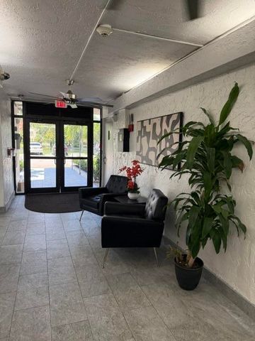 250 JACARANDA Drive 804, Plantation, FL 33324