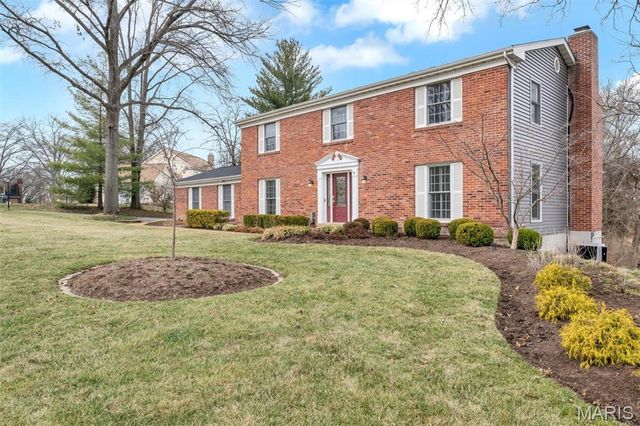 14543 Debbenham Lane, Chesterfield, MO 63017