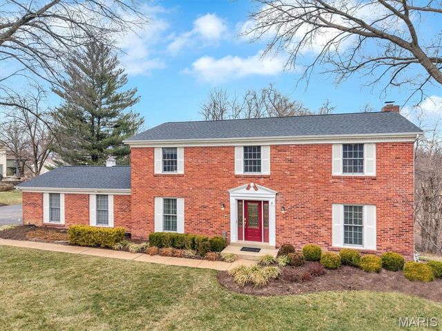 14543 Debbenham Lane, Chesterfield, MO 63017