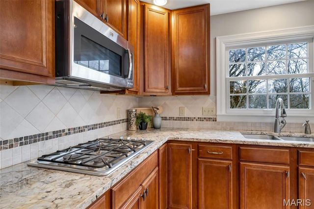 14543 Debbenham Lane, Chesterfield, MO 63017