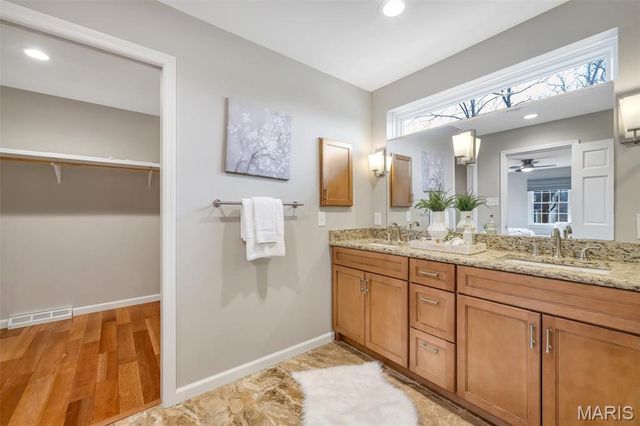 14543 Debbenham Lane, Chesterfield, MO 63017