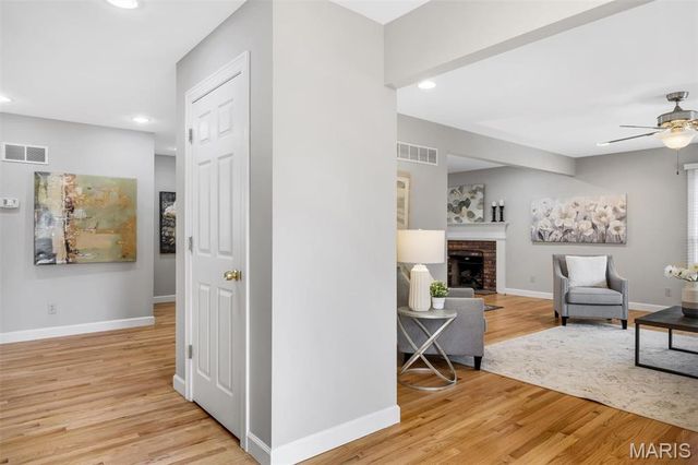 14543 Debbenham Lane, Chesterfield, MO 63017