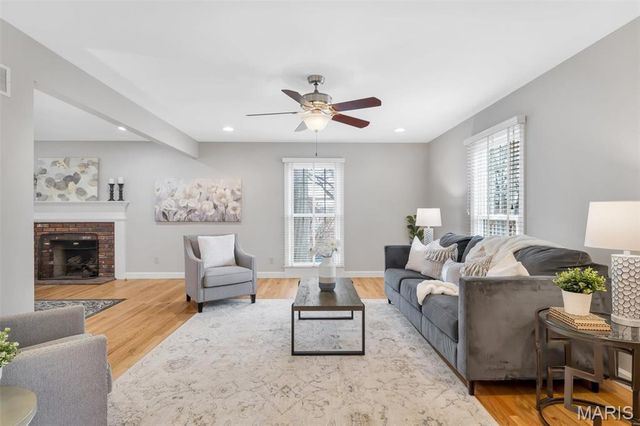 14543 Debbenham Lane, Chesterfield, MO 63017