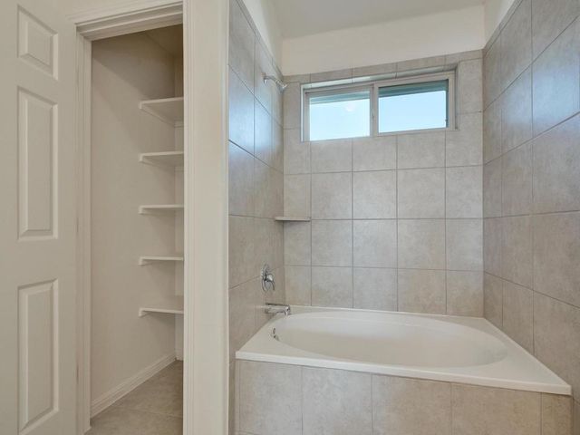 5420 Juniper JCT 79, Austin, TX 78744