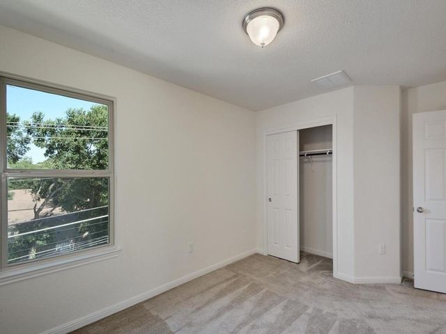 5420 Juniper JCT 79, Austin, TX 78744