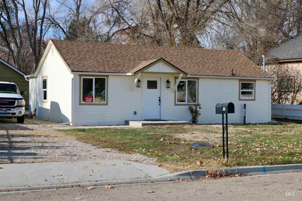 415 Mason, Nampa, ID 83686