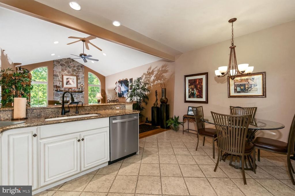 38 SHADY BROOK DR #66, LANGHORNE, PA 19047 — photo 5