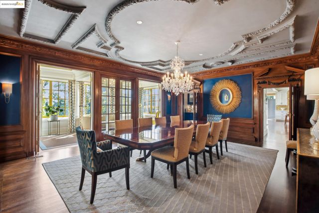 44 Farragut Ave, Piedmont, CA 94610