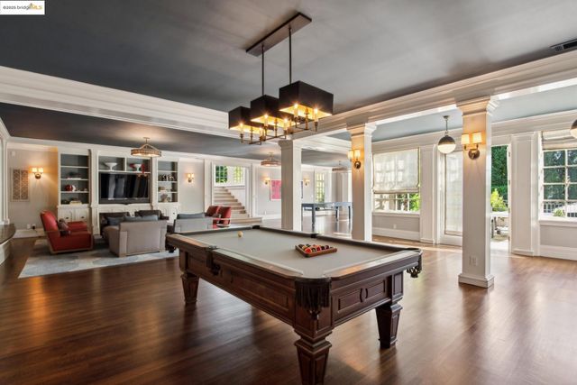 44 Farragut Ave, Piedmont, CA 94610