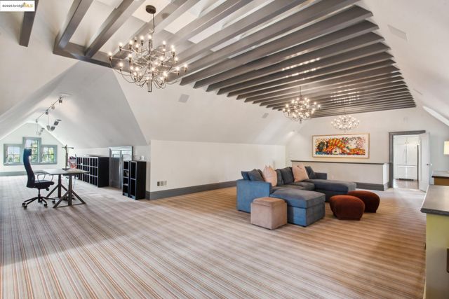 44 Farragut Ave, Piedmont, CA 94610