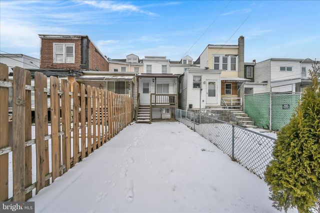 1018 E CENTRE ST, Mahanoy City, PA 17948