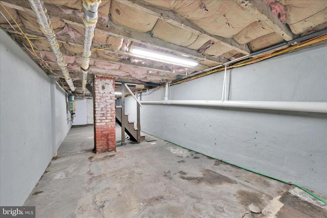 1018 E CENTRE ST, Mahanoy City, PA 17948