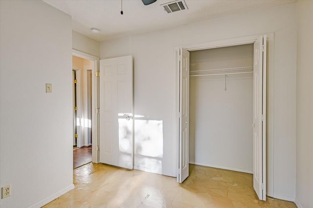 305 Regatta CT, Lakeway, TX 78734