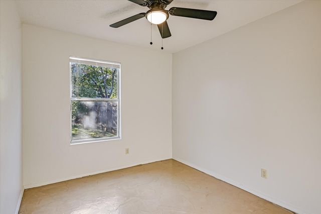 305 Regatta CT, Lakeway, TX 78734