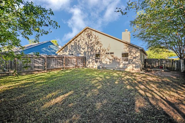305 Regatta CT, Lakeway, TX 78734
