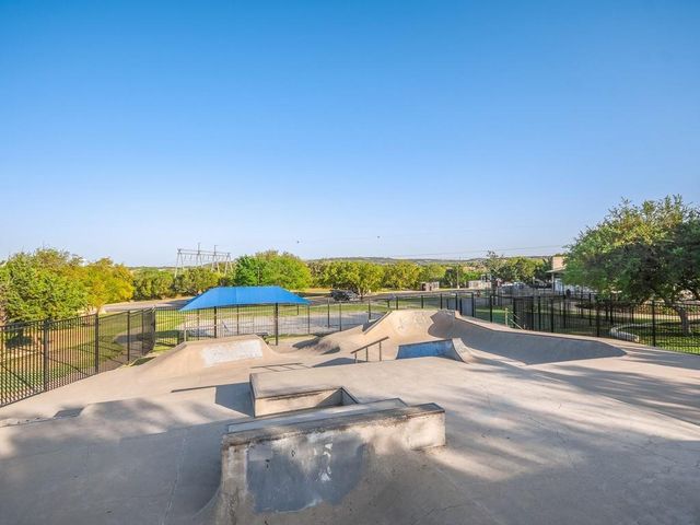 305 Regatta CT, Lakeway, TX 78734