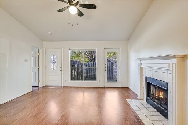 305 Regatta CT, Lakeway, TX 78734