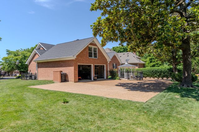 404 Chesterfield Pl, Franklin, TN 37064