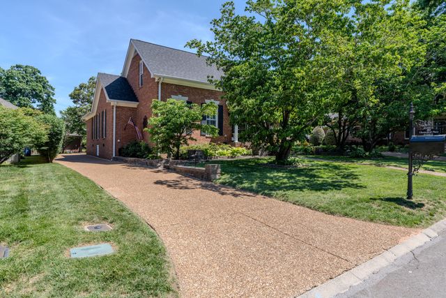 404 Chesterfield Pl, Franklin, TN 37064
