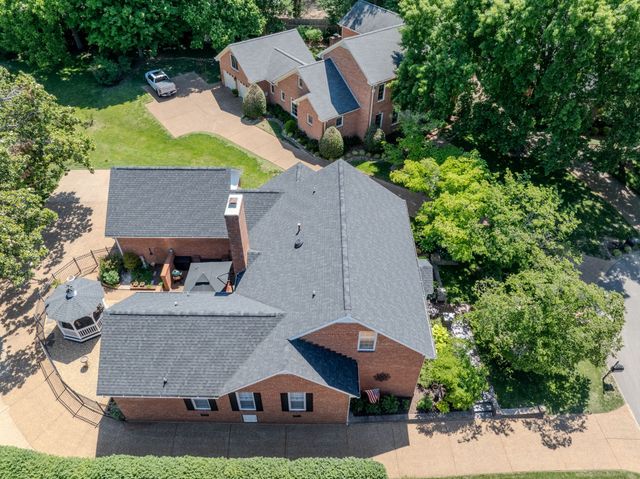 404 Chesterfield Pl, Franklin, TN 37064